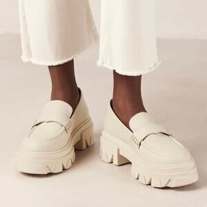 Alohas Trailblazer Cream Leather Chunky Loafers Y2K Size 42/US 11